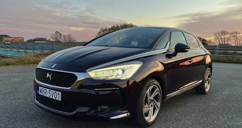 citroen ds5 Citroen DS5 cena 63800 przebieg: 57200, rok produkcji 2015 z Białobrzegi